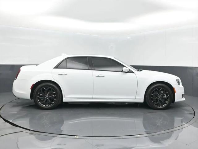 2023 Chrysler 300 Touring L AWD