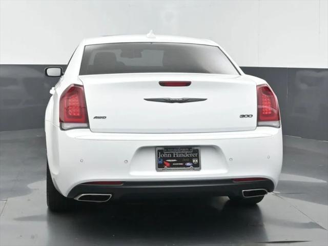 2023 Chrysler 300 Touring L AWD