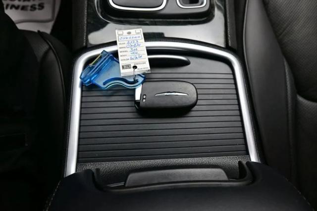 2023 Chrysler 300 Touring L AWD