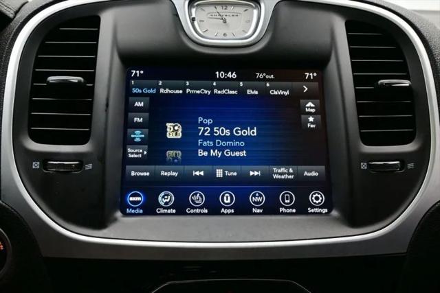 2023 Chrysler 300 Touring L AWD