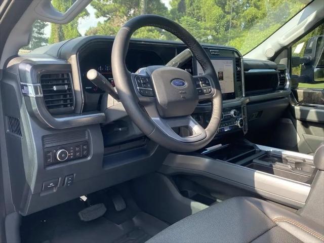 2025 Ford F-350 LARIAT