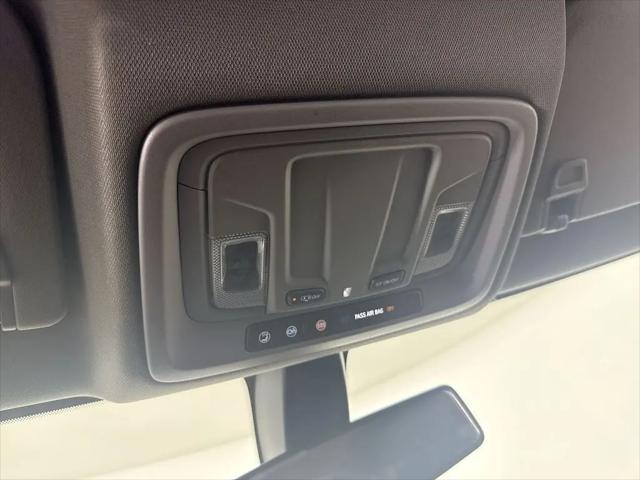 2021 Chevrolet Silverado 1500 4WD Crew Cab Short Bed Custom Trail Boss
