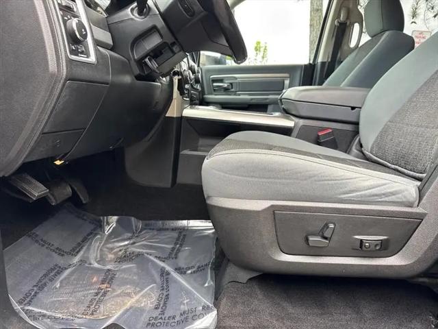 2017 Ram 1500 Big Horn Crew Cab 4x4 57 Box