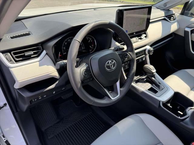 2025 Toyota RAV4 XLE Premium 2025 Toyota RAV4 XLE Premium