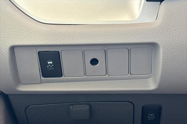 2020 Toyota Sienna LE