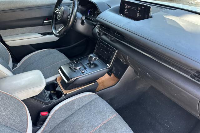 2022 Mazda MX-30 EV Premium Plus