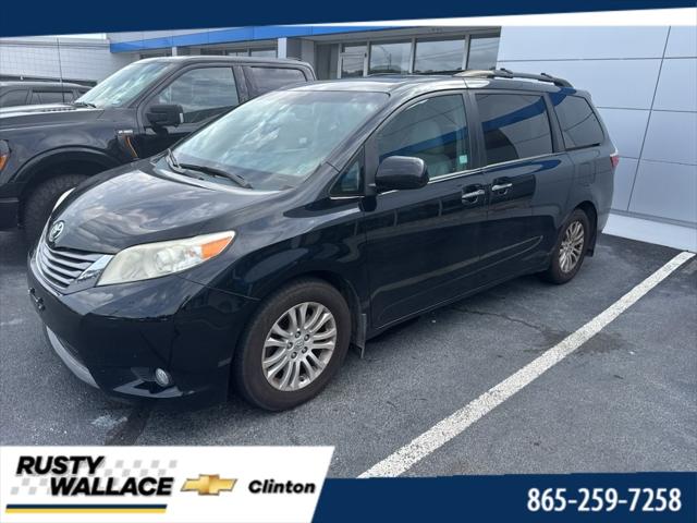 2015 Toyota Sienna XLE Premium 8 Passenger for sale in Clinton, TN