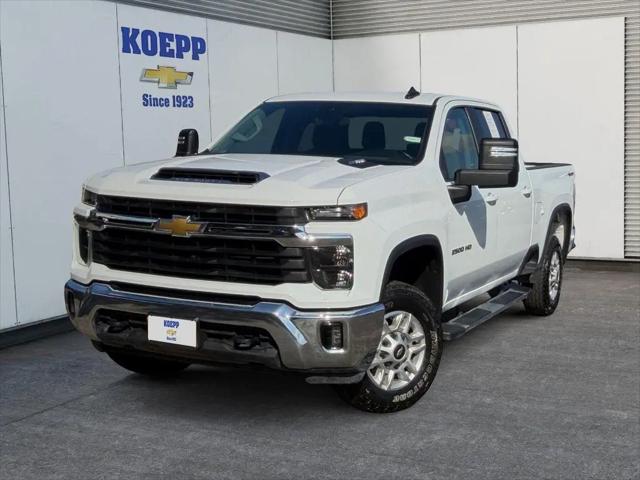 2025 Chevrolet Silverado 2500HD 4WD Crew Cab Standard Bed LT for sale in La Vernia, TX