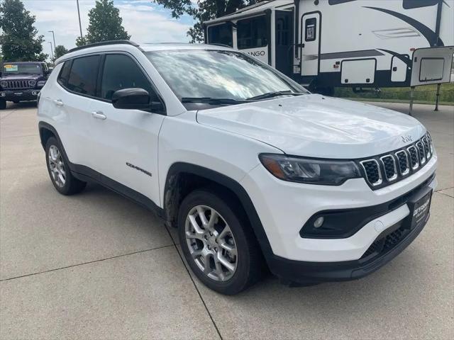 2024 Jeep Compass Latitude Lux FWD for sale in Ames, IA