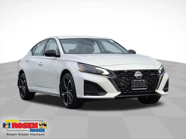 2025 Nissan Altima SR AWD for sale in Madison, WI