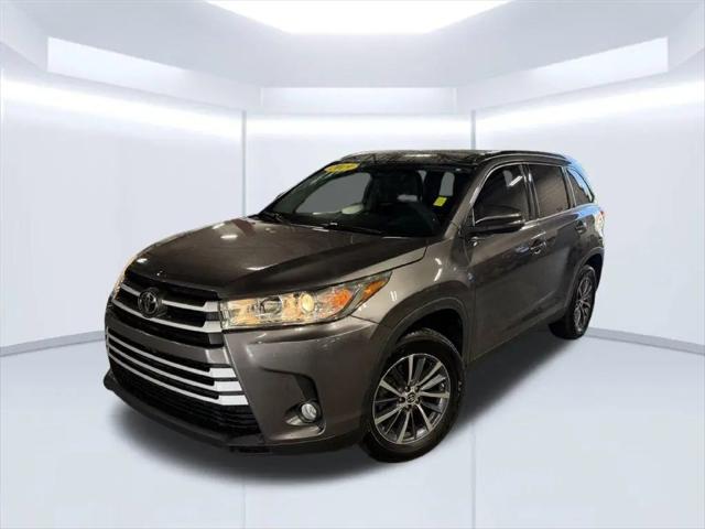 2019 Toyota Highlander XLE for sale in Melbourne, FL