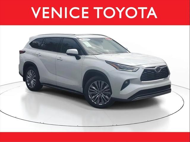 2024 Toyota Highlander Platinum for sale in Venice, FL