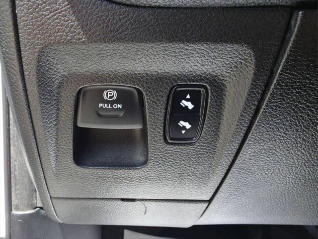 2019 Ram 1500 Big Horn/Lone Star Crew Cab 4x4 57 Box