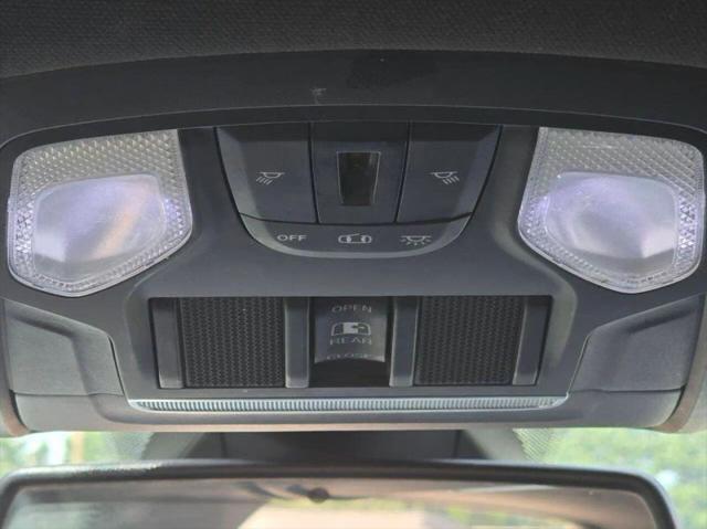 2019 Ram 1500 Big Horn/Lone Star Crew Cab 4x4 57 Box