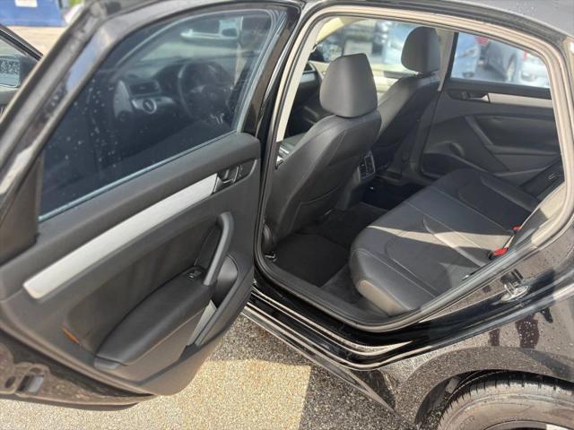 2013 Volkswagen Passat 2.5L SE