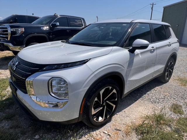 2022 Mitsubishi Outlander ES 2.5 2WD for sale in Caddo Mills, TX