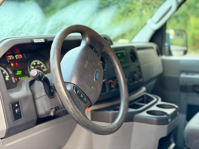 2013 Ford E-250 Base