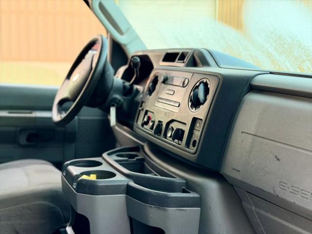 2013 Ford E-250 Base
