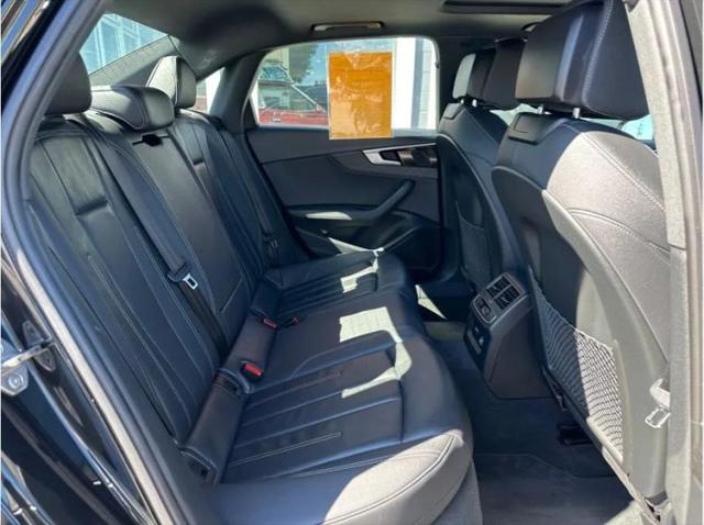 2024 Audi A4 Premium Plus 45 TFSI S line quattro S tronic