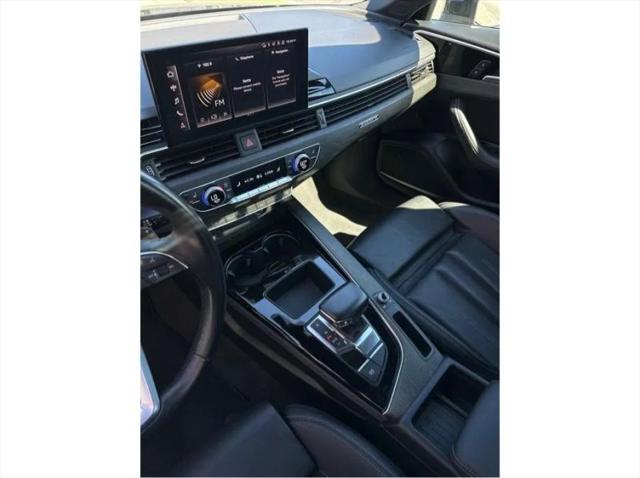 2024 Audi A4 Premium Plus 45 TFSI S line quattro S tronic