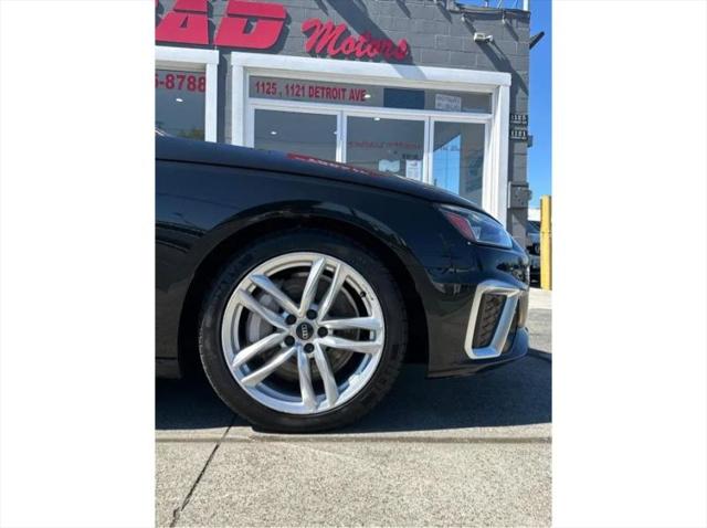 2024 Audi A4 Premium Plus 45 TFSI S line quattro S tronic