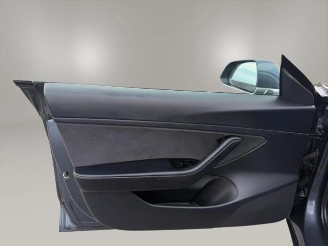 2020 Tesla Model 3 Standard Range Plus Rear-Wheel Drive