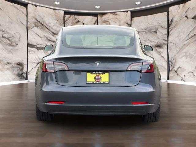 2020 Tesla Model 3 Standard Range Plus Rear-Wheel Drive