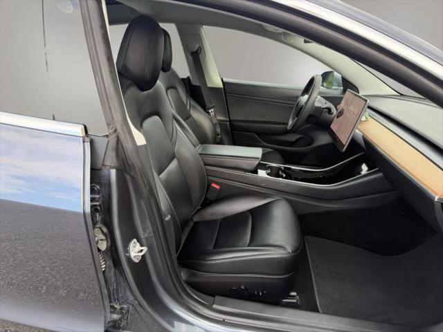 2020 Tesla Model 3 Standard Range Plus Rear-Wheel Drive
