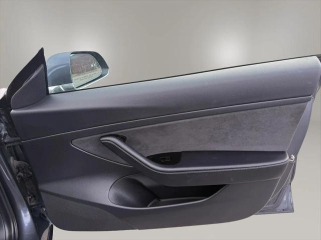 2020 Tesla Model 3 Standard Range Plus Rear-Wheel Drive
