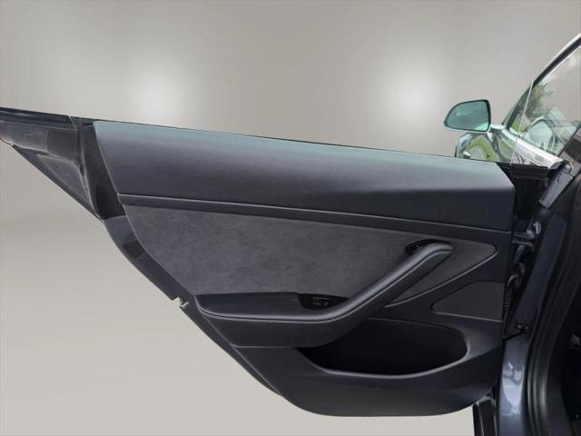 2020 Tesla Model 3 Standard Range Plus Rear-Wheel Drive