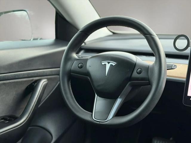2020 Tesla Model 3 Standard Range Plus Rear-Wheel Drive