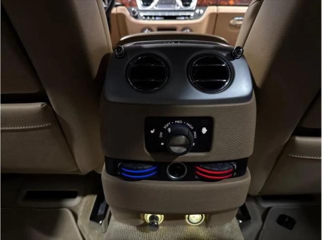 2011 Rolls-Royce Ghost Base