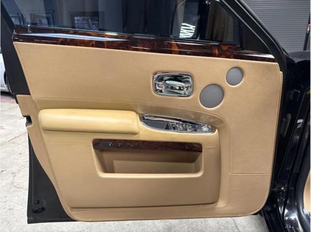 2011 Rolls-Royce Ghost Base