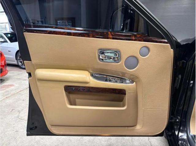 2011 Rolls-Royce Ghost Base