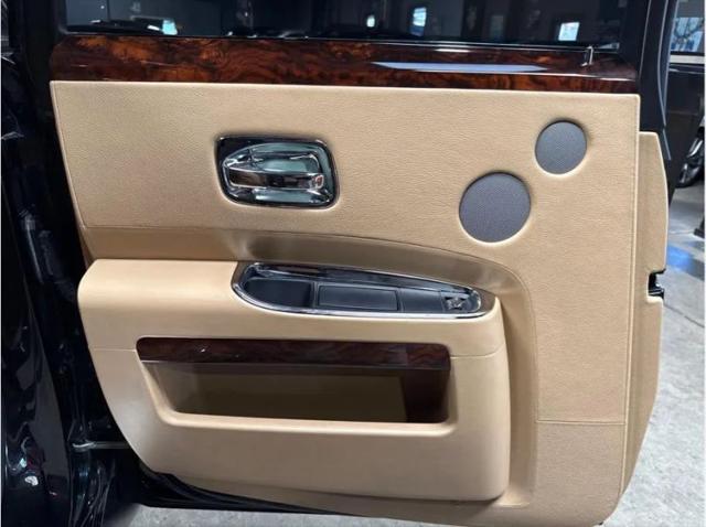2011 Rolls-Royce Ghost Base