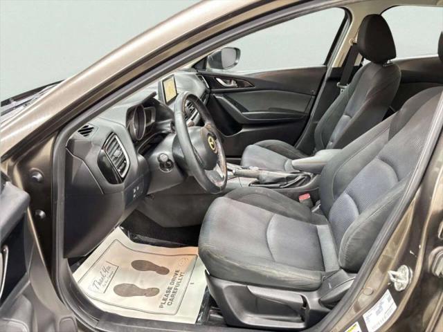 2016 Mazda Mazda3 i Touring