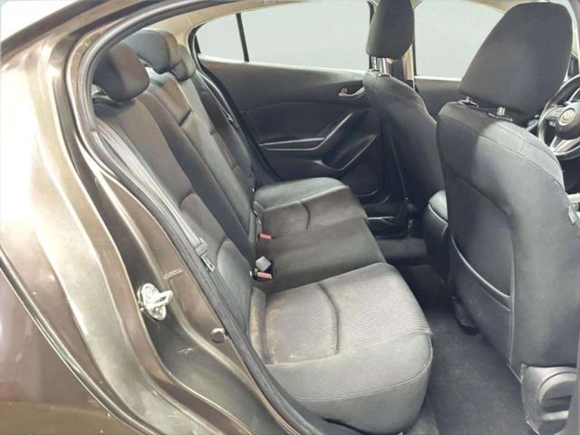 2016 Mazda Mazda3 i Touring
