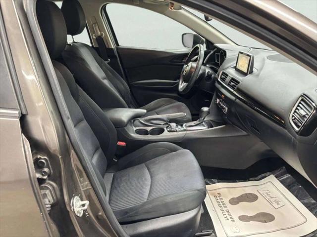 2016 Mazda Mazda3 i Touring