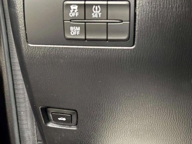 2016 Mazda Mazda3 i Touring