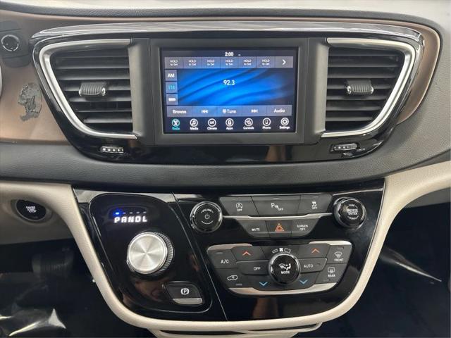 2019 Chrysler Pacifica Touring L
