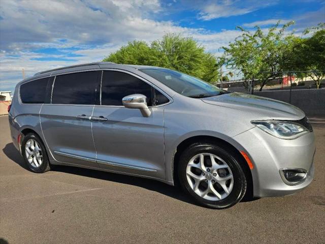 2019 Chrysler Pacifica Limited for sale in Glendale, AZ