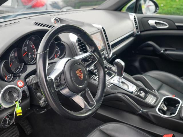 2018 Porsche Cayenne Base