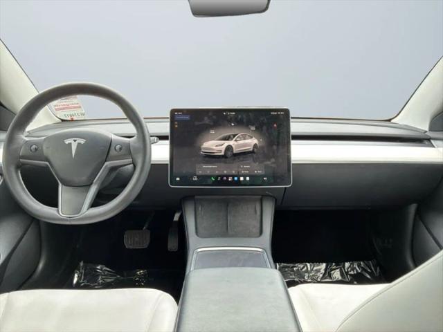 2022 Tesla Model 3 Long Range Dual Motor All-Wheel Drive