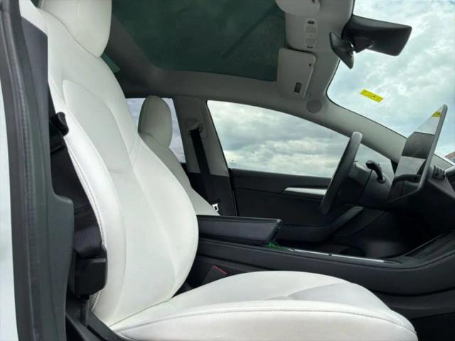 2022 Tesla Model 3 Long Range Dual Motor All-Wheel Drive