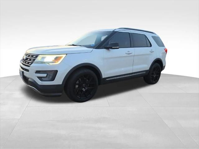 2016 Ford Explorer XLT 2016 Ford Explorer XLT