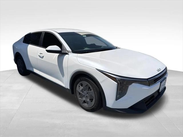 2025 Kia K4 LX