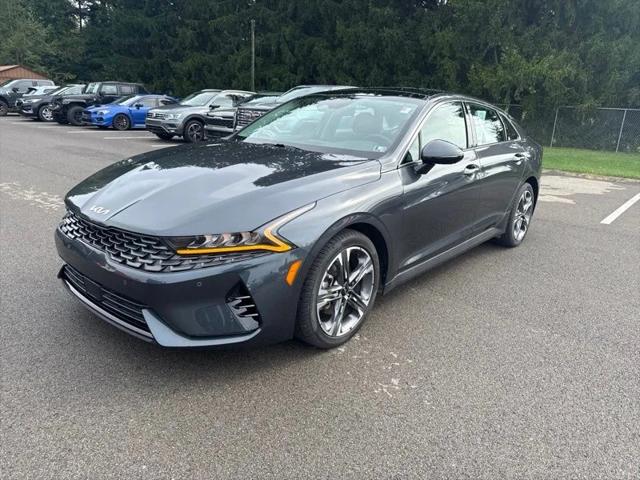 2022 Kia K5 EX