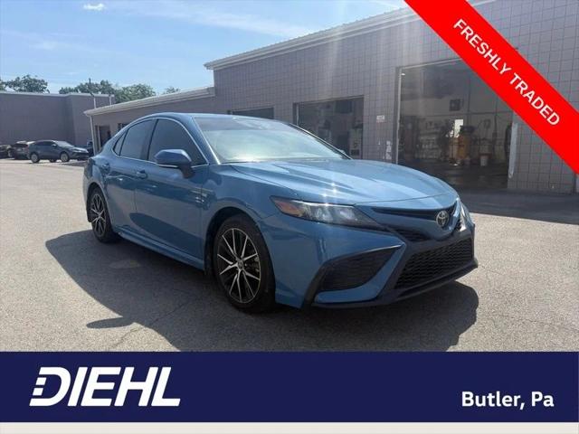 2024 Toyota Camry SE