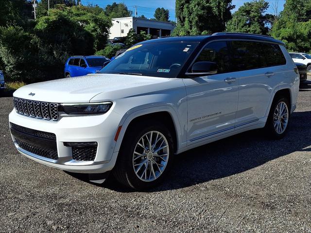 2023 Jeep Grand Cherokee L Summit 4x4 2023 Jeep Grand Cherokee L Summit 4x4