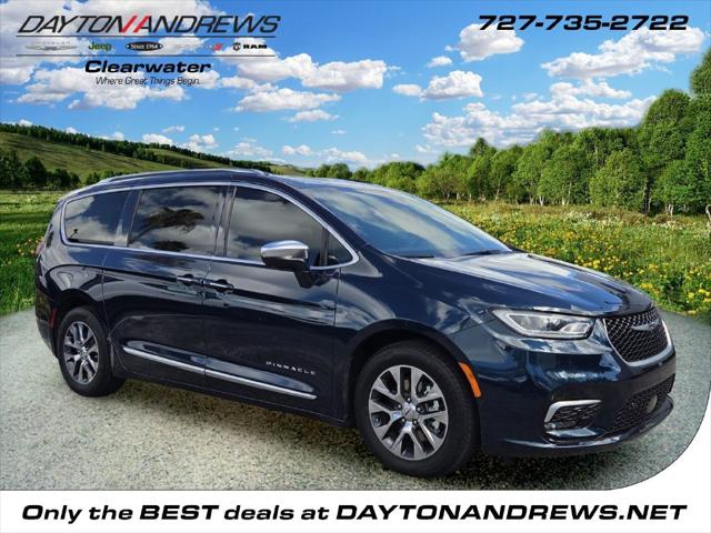 2022 Chrysler Pacifica Hybrid Pinnacle for sale in Clearwater, FL